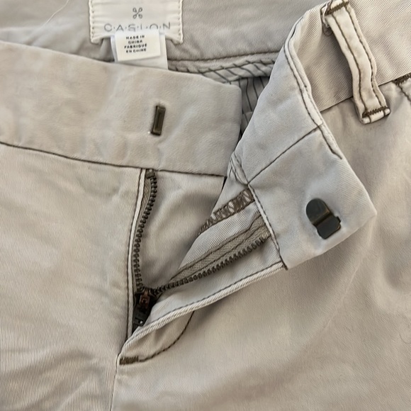 Caslon 5- inch Twill Shorts Size 4 Petite - Picture 4 of 9